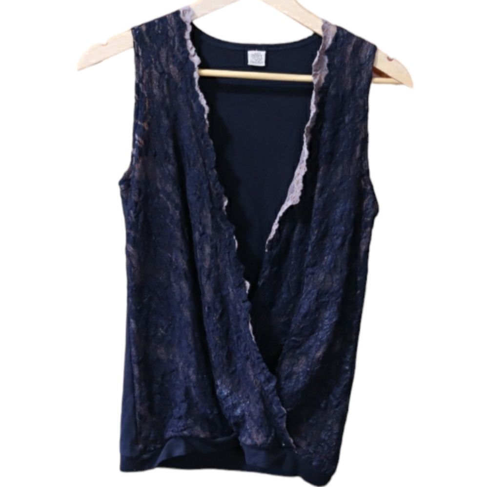 Only Hearts NYC Helena Stuart Black Lace Sleeveless Blouse Deep V Medium NWT